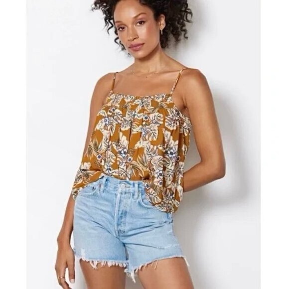 Evereve Tops - Evereve Logan Smocked Cami